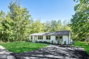 5 Fawn Rd, Vernon, NJ 07422 - Photo 1