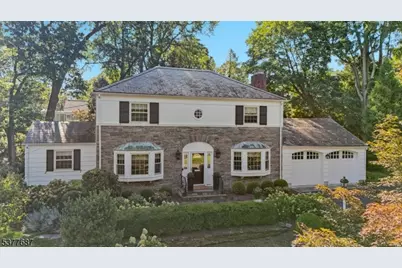 7 Dogwood Dr, Madison, NJ 07940 - Photo 1