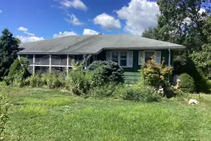 489 Byram Kingwood Rd, Kingwood Township, NJ 08825 - Photo 1