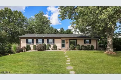 18 Rittenhouse Rd, Delaware Township, NJ 08559 - Photo 1