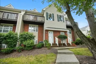 5 Castle Dr, Berkeley Heights Township, NJ 07922 - Photo 1