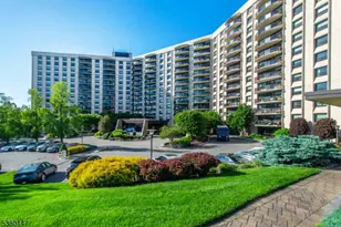 2 Claridge Dr, Verona, NJ 07044 - Photo 1