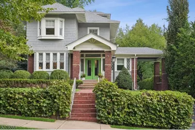 29 Outlook Pl, Glen Ridge, NJ 07028 - Photo 1