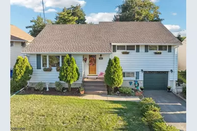 44 Carol Pl, Bloomfield, NJ 07003 - Photo 1