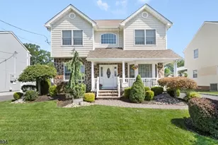 11 Oleander Way, Clark Township, NJ 07066 - Photo 1