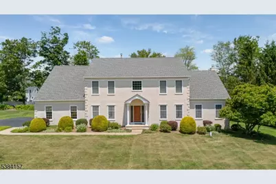 10 Robin Dr, Denville, NJ 07834 - Photo 1