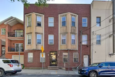 243 Pearsall Ave #3R, Jersey City, NJ 07305 - Photo 1