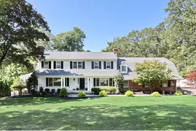 38 N Highcrest Dr, Hawthorne, NJ 07506 - Photo 1