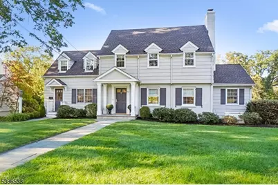 27 Beekman Rd, Summit, NJ 07901 - Photo 1