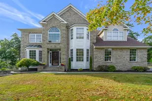 4 Saunders Ln, Mount Olive, NJ 07840 - Photo 1