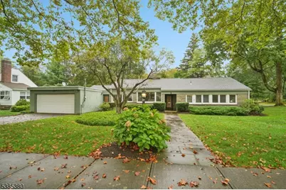 3 Ardsleigh Dr, Madison, NJ 07940 - Photo 1