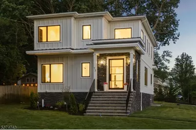 13 Beverly Rd, Livingston, NJ 07039 - Photo 1