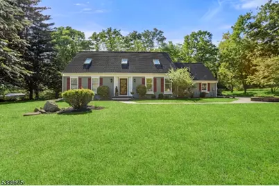 8 Hartpence Ct, Raritan Township, NJ 08822 - Photo 1