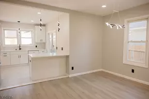 342 Center St, Phillipsburg, NJ 08865 - Photo 1