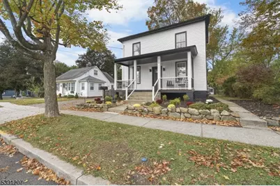 310 Warren St, Hackettstown, NJ 07840 - Photo 1