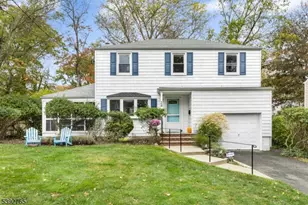 28 Lexington Dr, Livingston, NJ 07039 - Photo 1