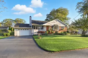 4 Orchard Ln, Vernon, NJ 07460 - Photo 1