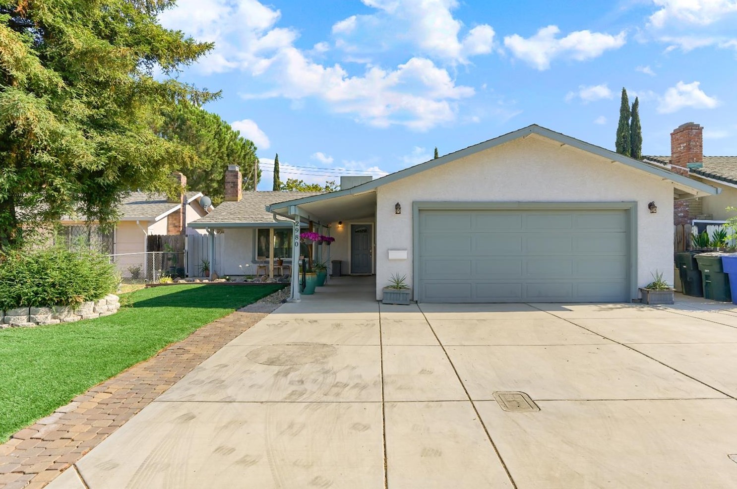 2980 66th Ave, Sacramento CA  95822-5427 exterior