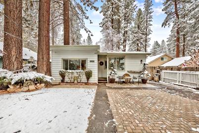 2525 Armstrong Avenue - Photo 1