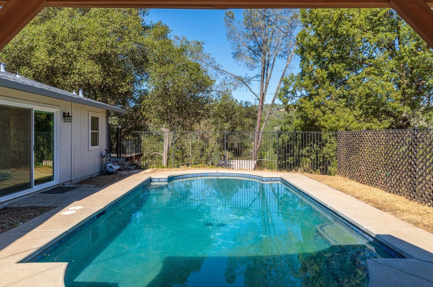 1615 Needmore Dr, Shingle Springs CA  95682-9789 exterior