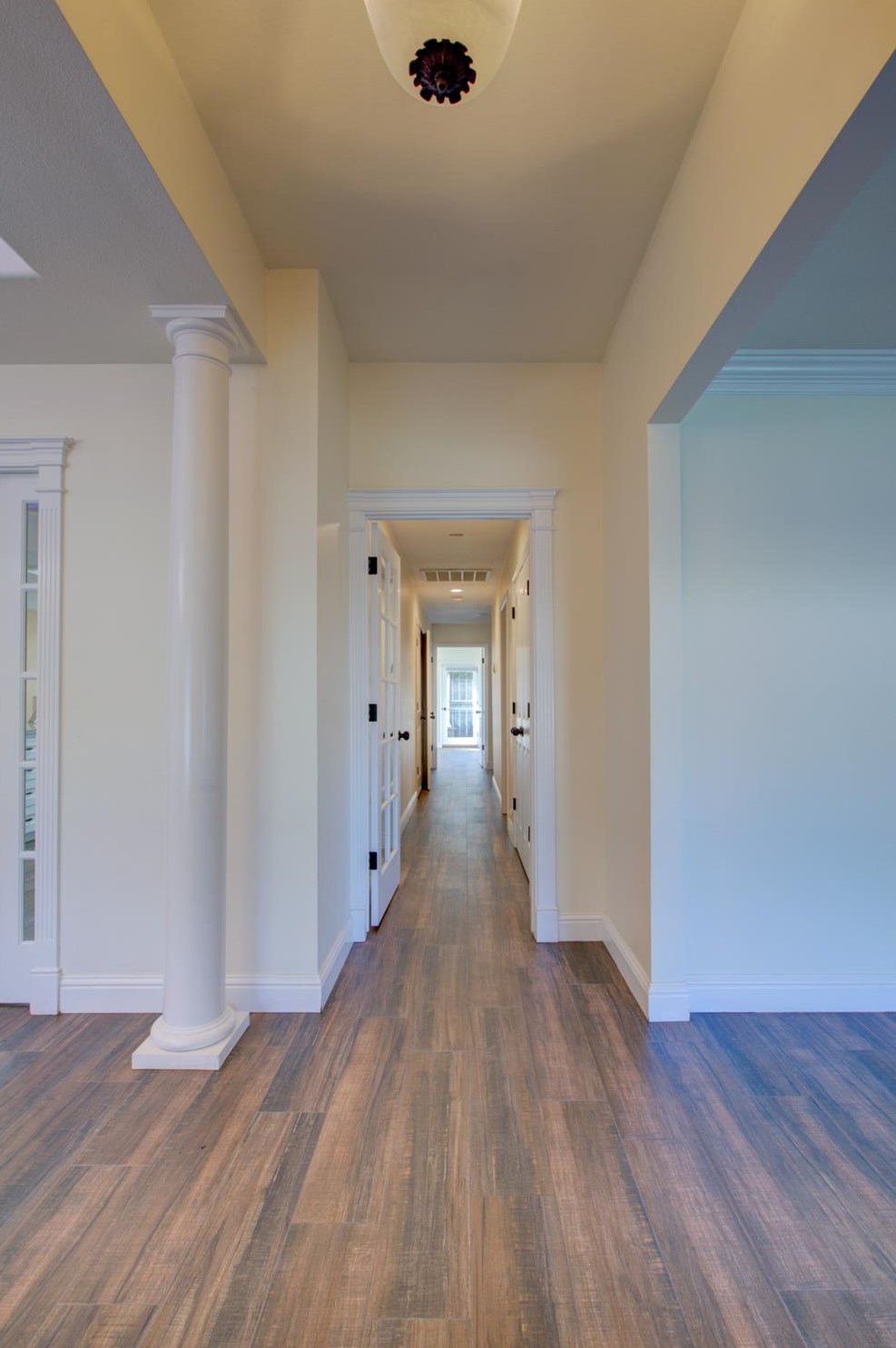 1066 Mirror Lake Dr, Merced CA  95340-0633 exterior