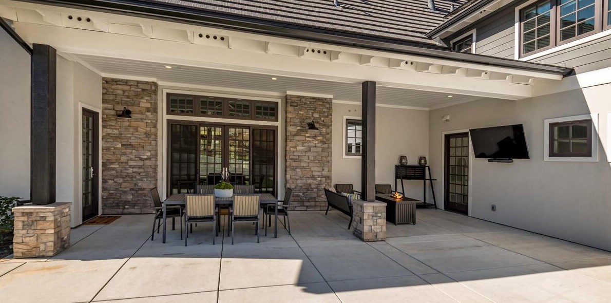 1617 Camino Verdera, Lincoln CA  95648-7940 exterior