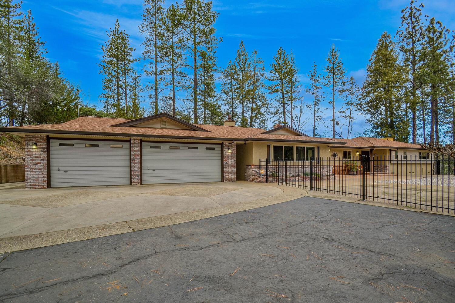 17235 Shake Ridge Rd, Sutter Creek, CA 95685 - MLS 223011403 - Coldwell ...