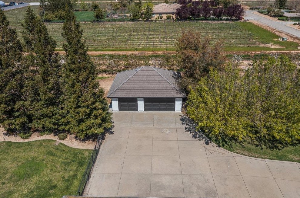 22647 Peltier Ct, Acampo CA  95220-9560 exterior