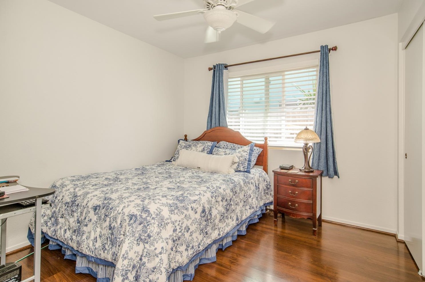 974 Hunter Ln, Woodland CA  95776-5101 exterior