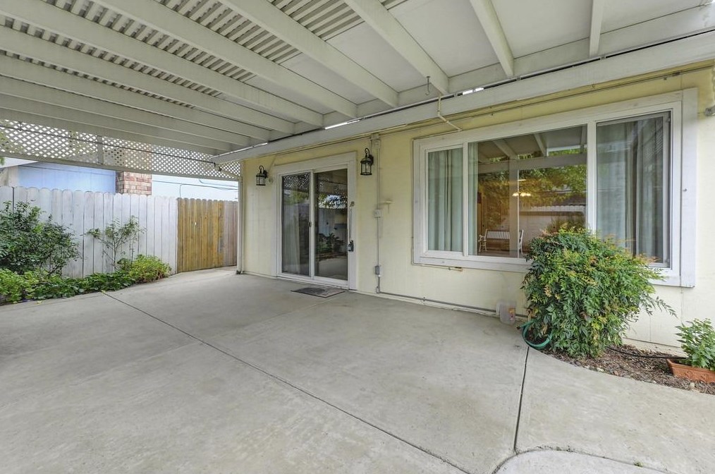 4105 Paige Ct, Rocklin CA  95677-3109 exterior