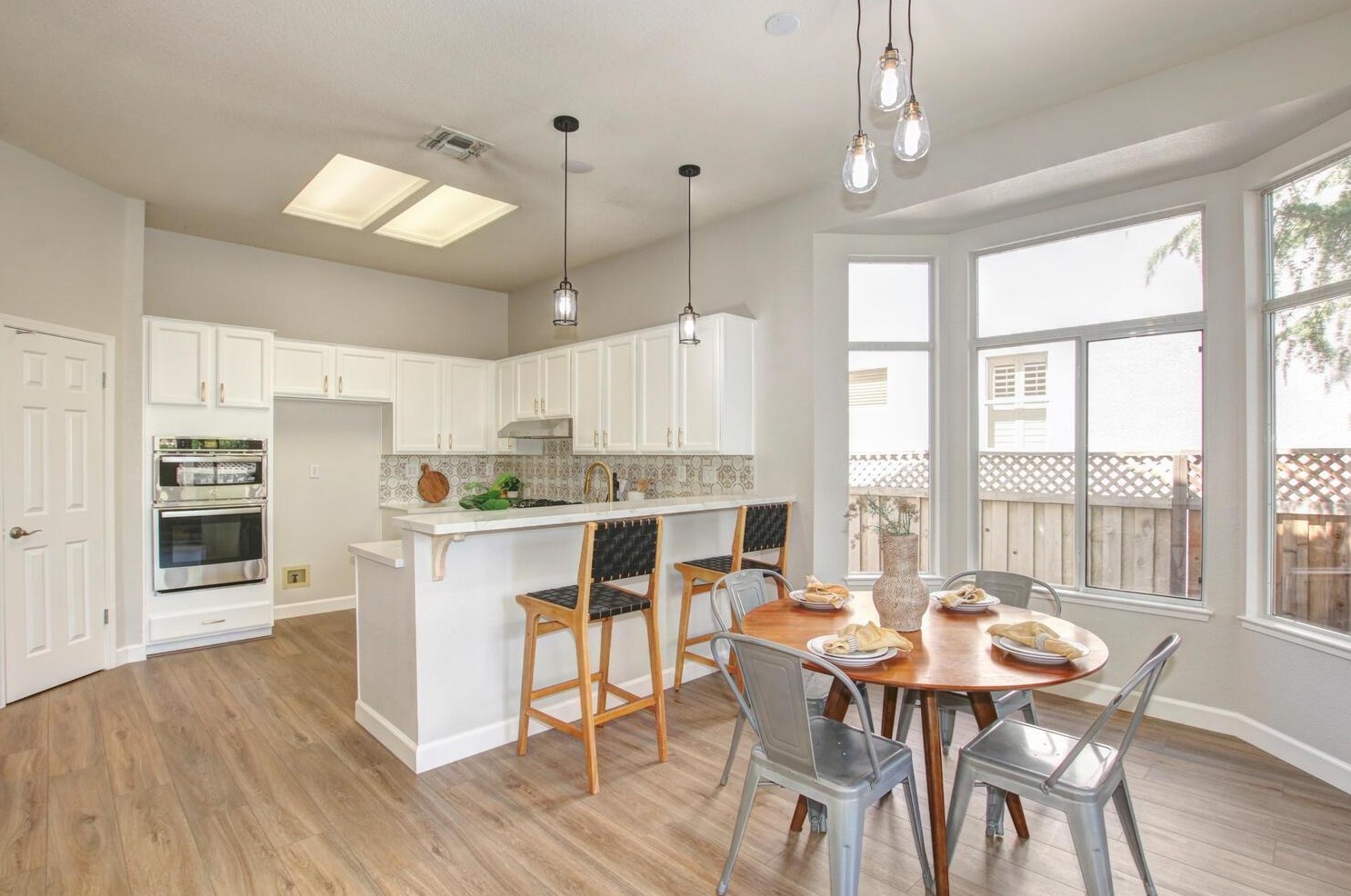 7112 Timberrose Way, Roseville CA 95747-8130 exterior