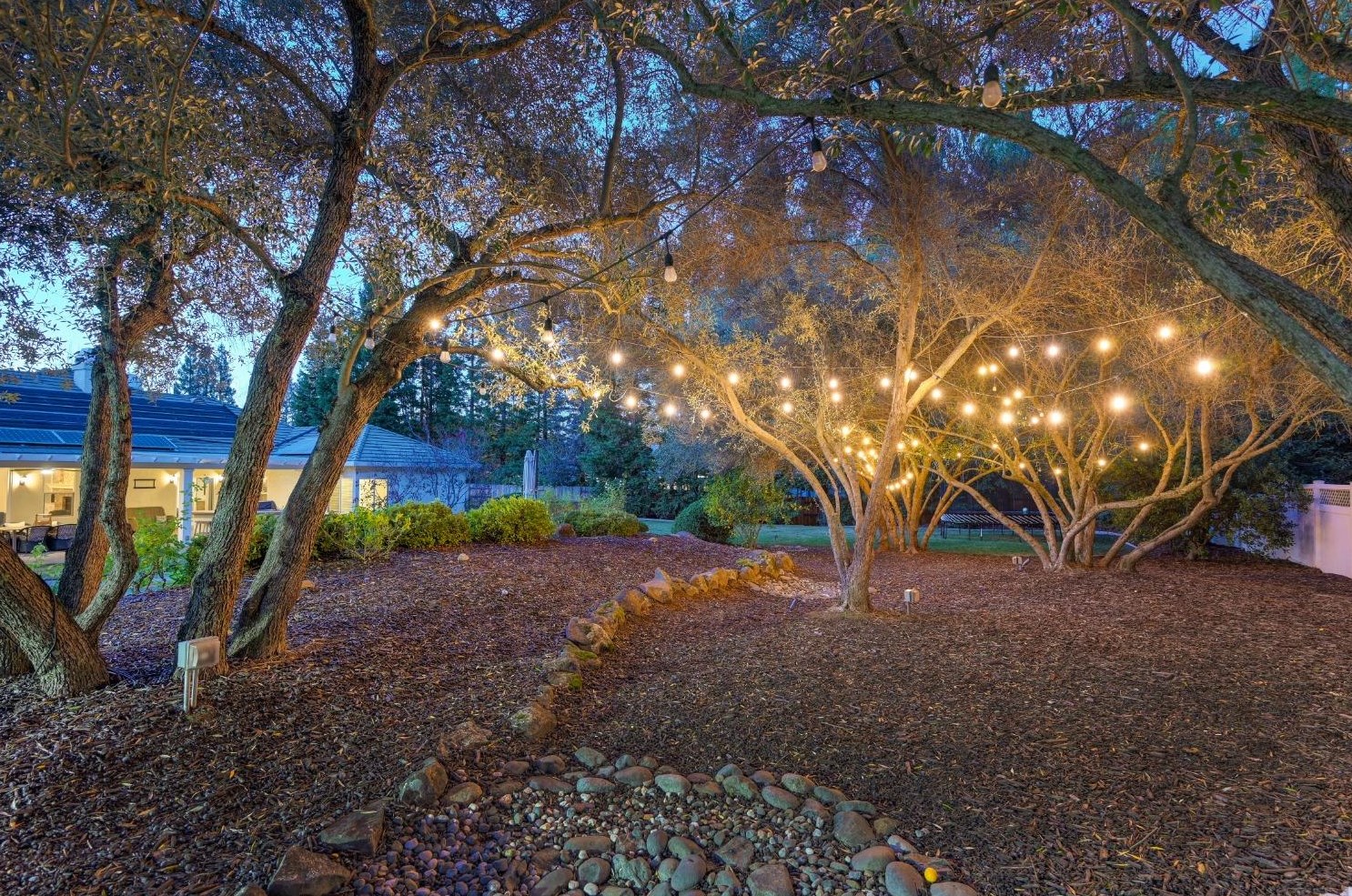 5750 Lions Cross Cir, Roseville CA 95746-9026 exterior