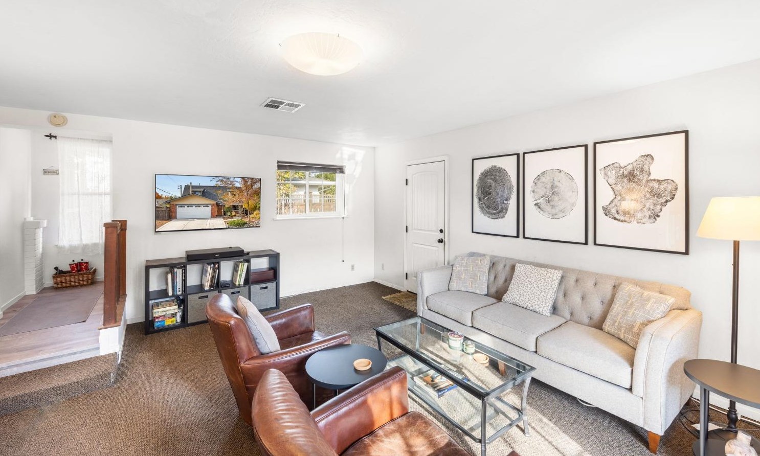 1619 Baywood Ln, Davis CA  95618-1404 exterior