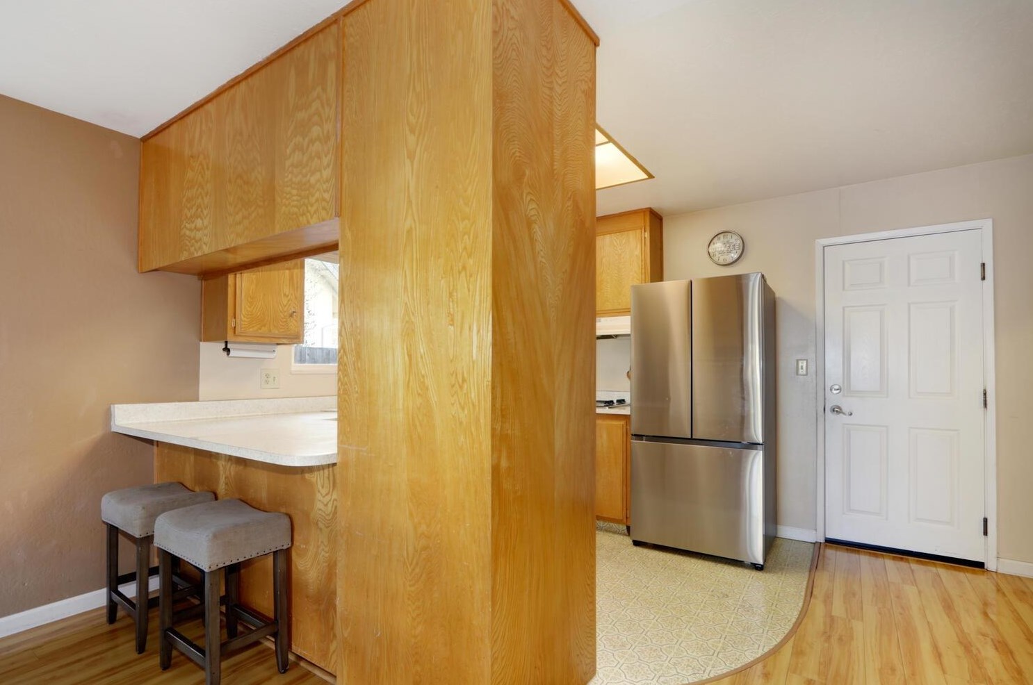 1324 Alder Pl, Davis CA  95618-1439 exterior