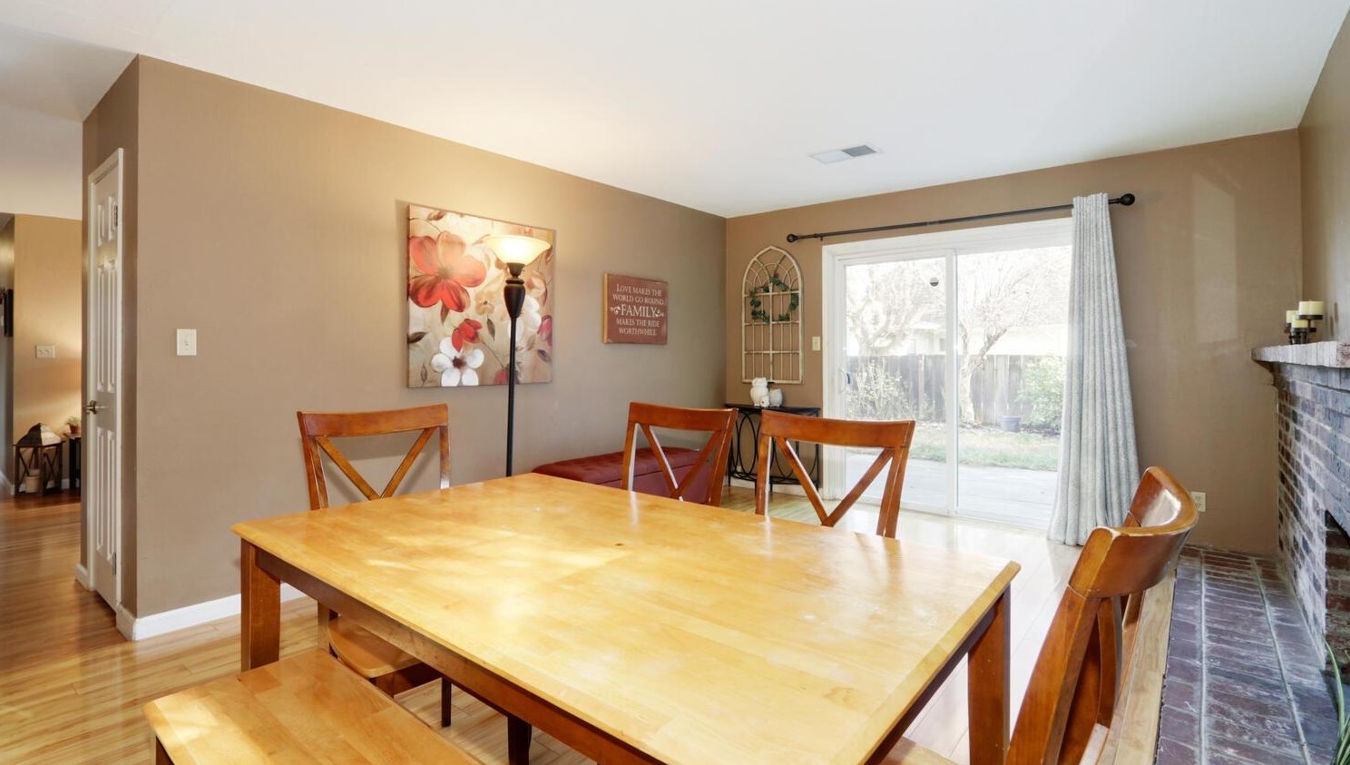 1324 Alder Pl, Davis CA  95618-1439 exterior