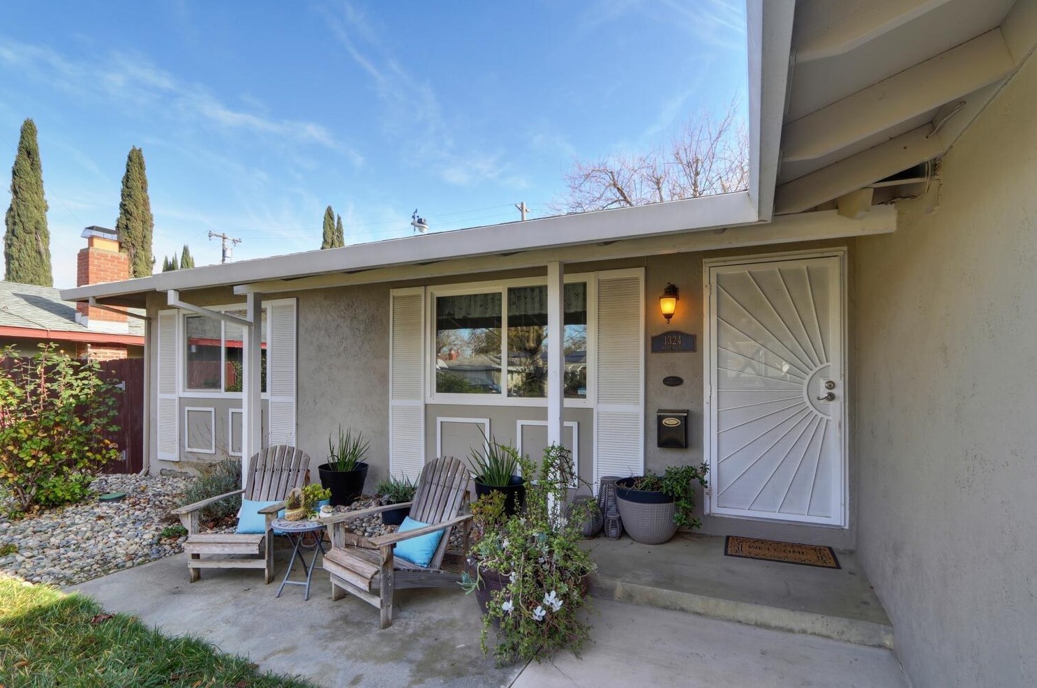 1324 Alder Pl, Davis CA  95618-1439 exterior