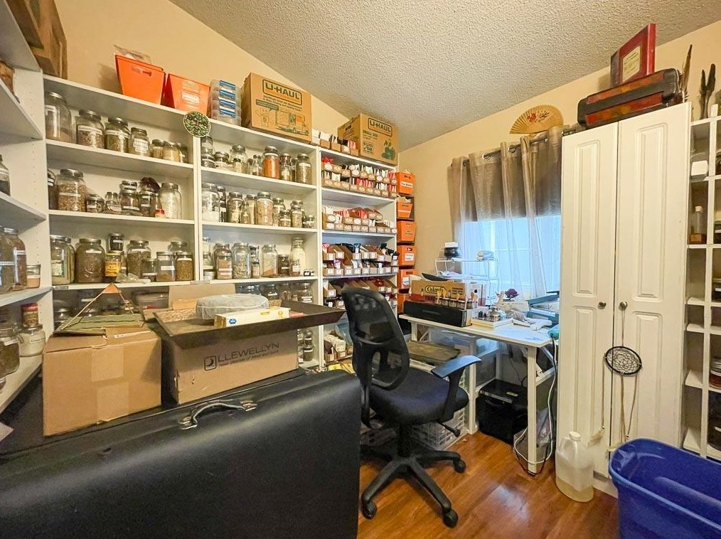 6054 Declaration Cir, Citrus Heights CA  95621-4745 exterior