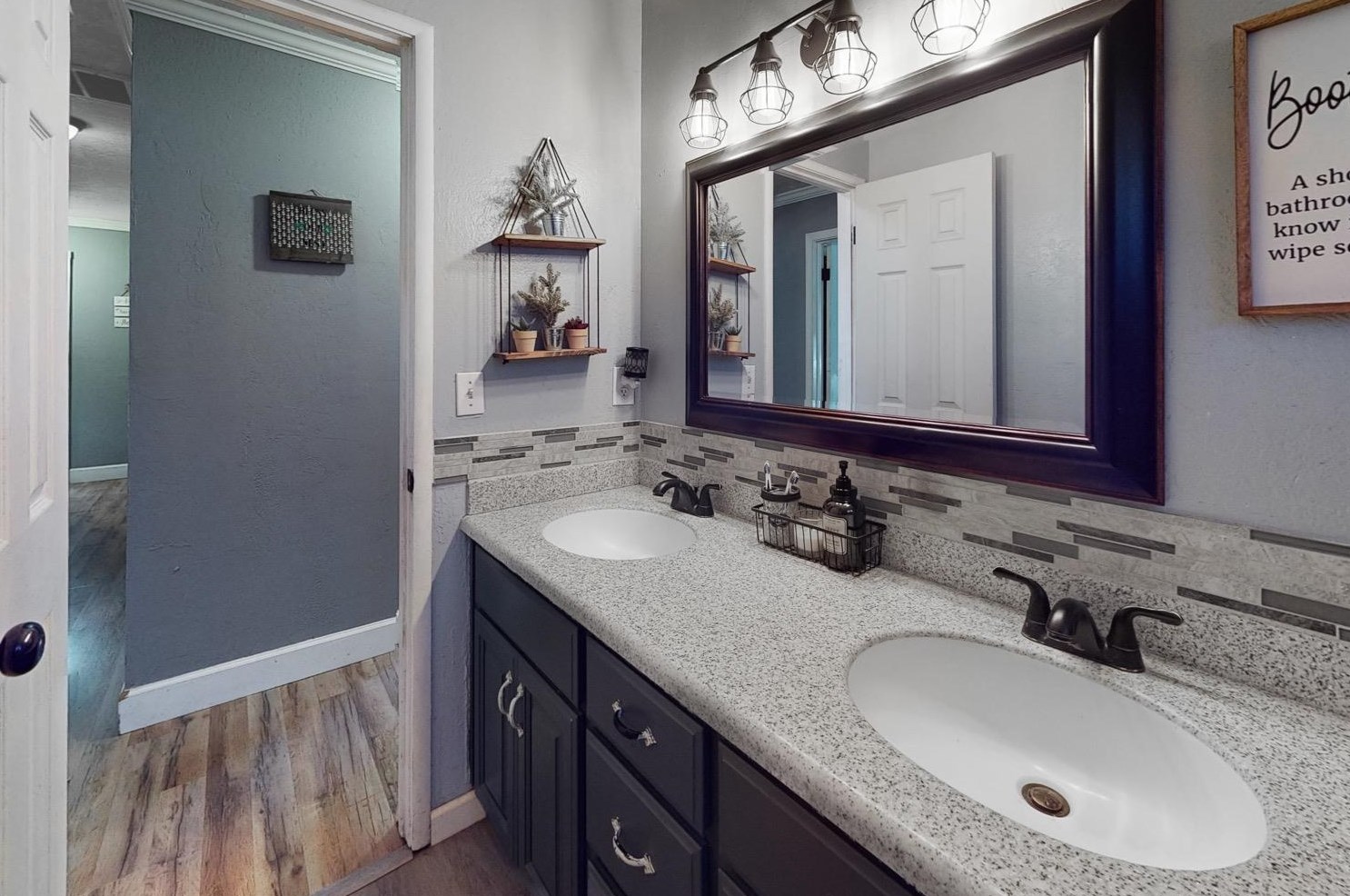 1360 Buchanan Rd, Yuba City CA  95993-6407 exterior