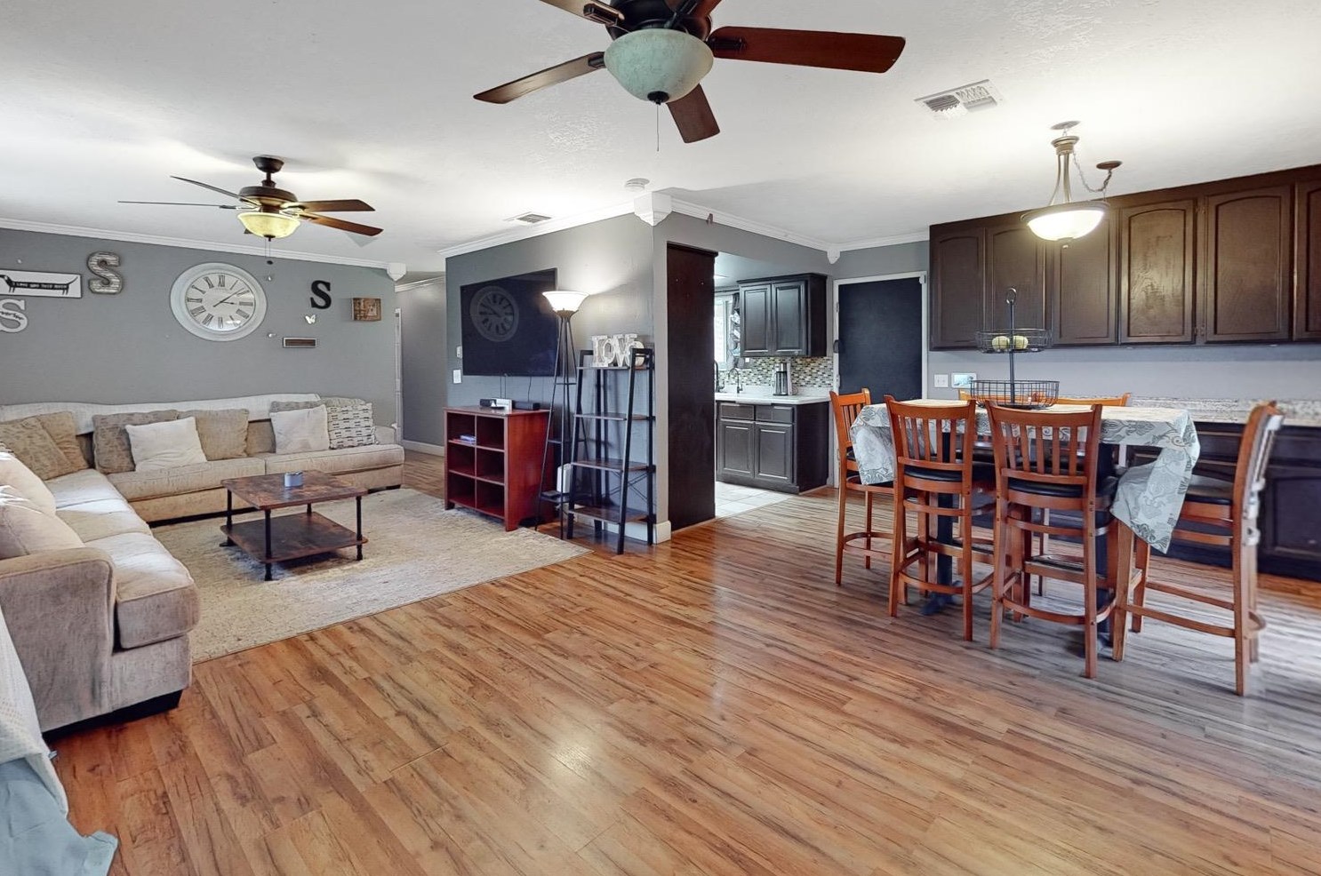 1360 Buchanan Rd, Yuba City CA  95993-6407 exterior