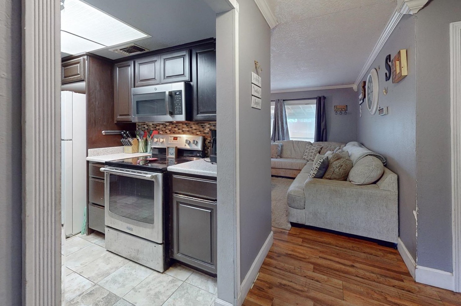 1360 Buchanan Rd, Yuba City CA  95993-6407 exterior