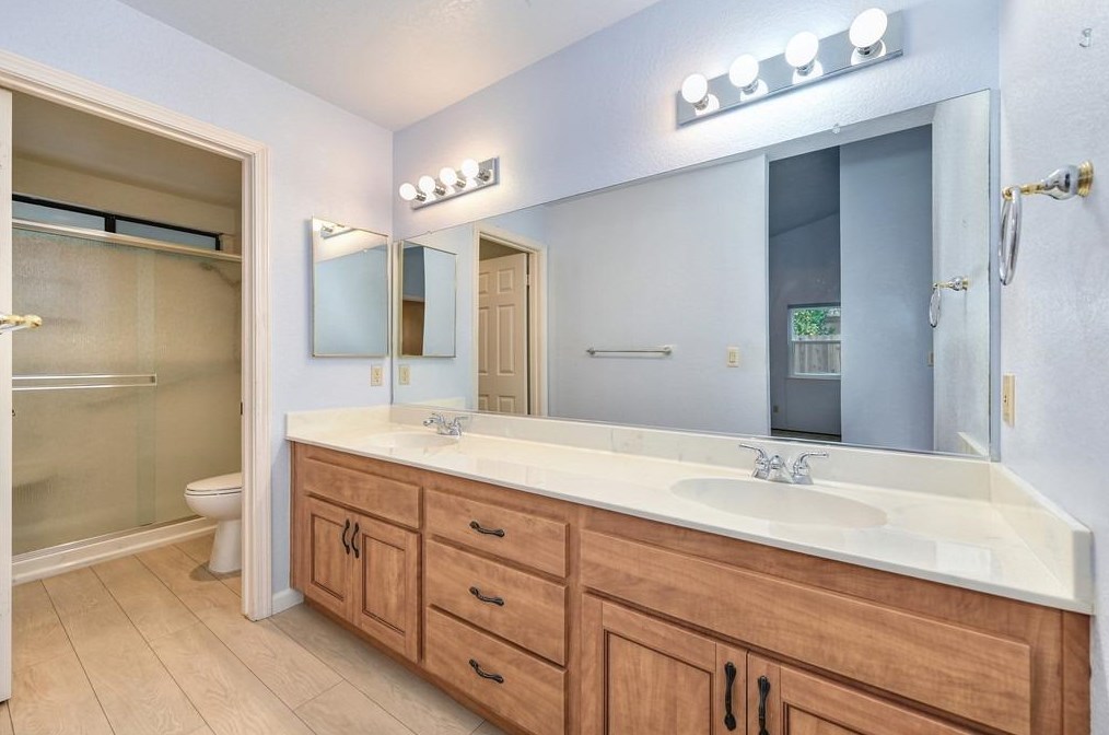 1541 Colonial Pkwy, Roseville CA  95661-7323 exterior