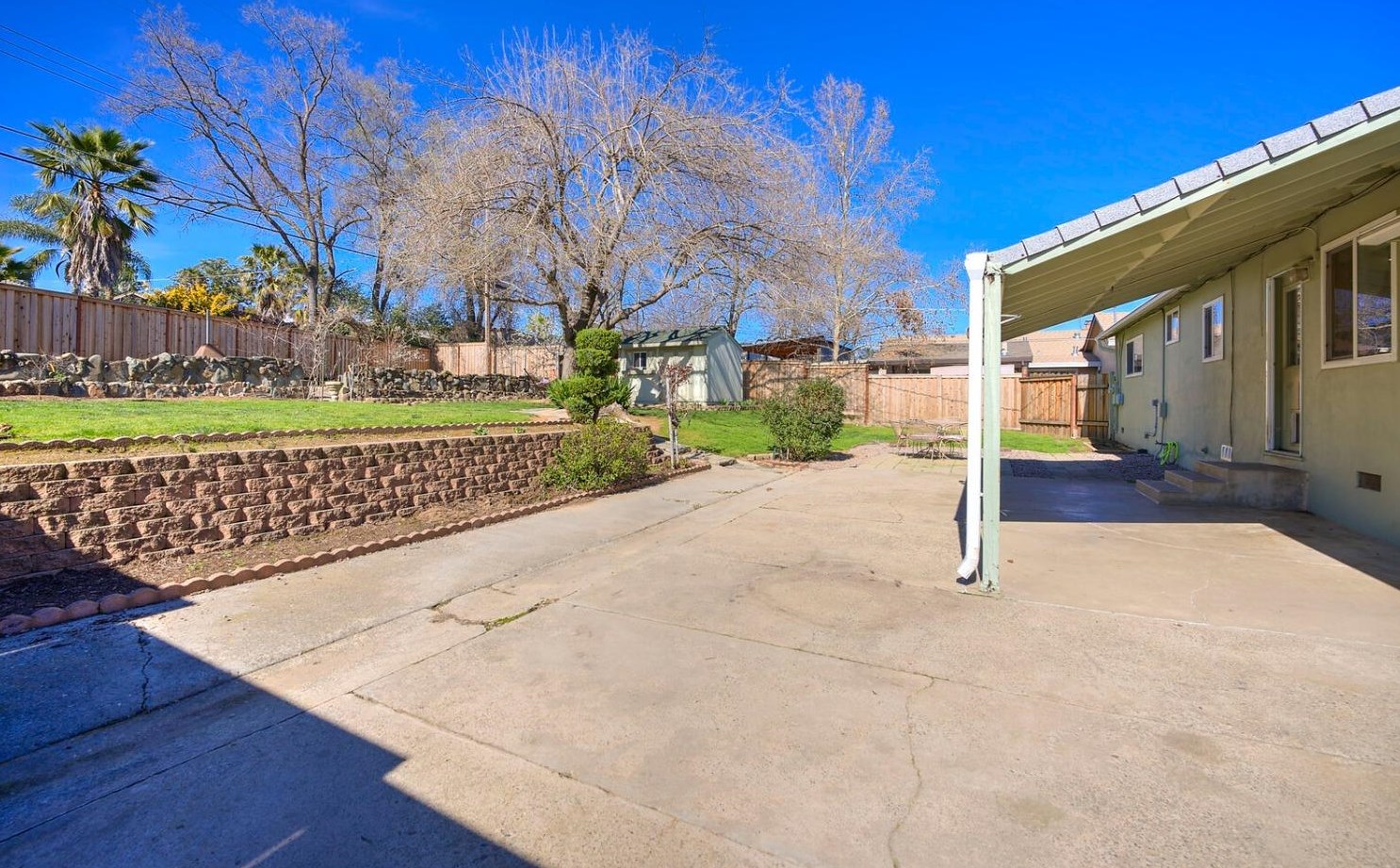 6635 Carrwood St, Citrus Heights CA  95662-3311 exterior