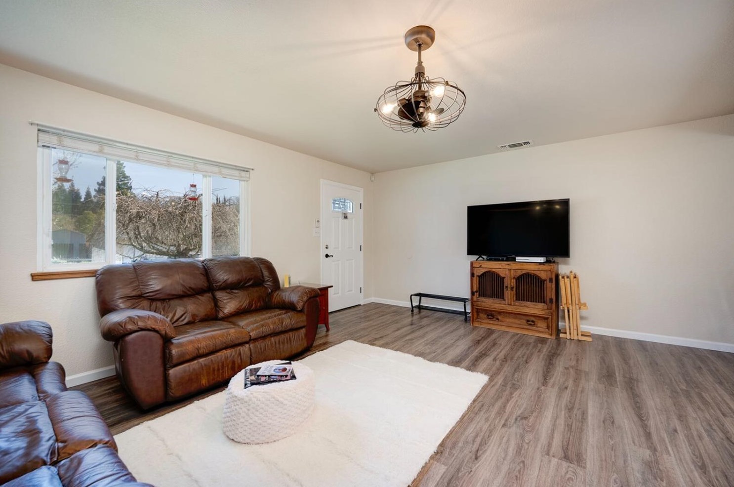 6635 Carrwood St, Citrus Heights CA  95662-3311 exterior