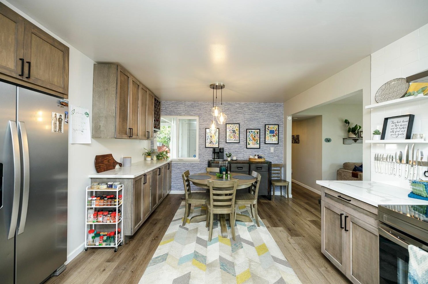 2300 Tokay Ave, Turlock CA  95380-4351 exterior