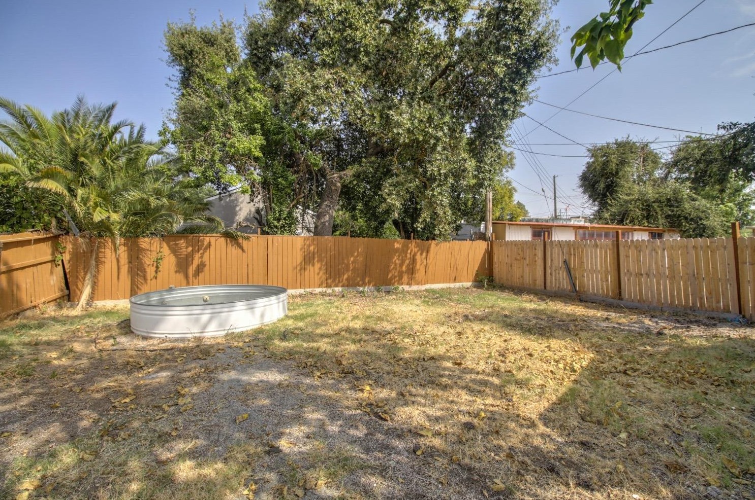 4129 38th St, Sacramento CA  95820-2642 exterior