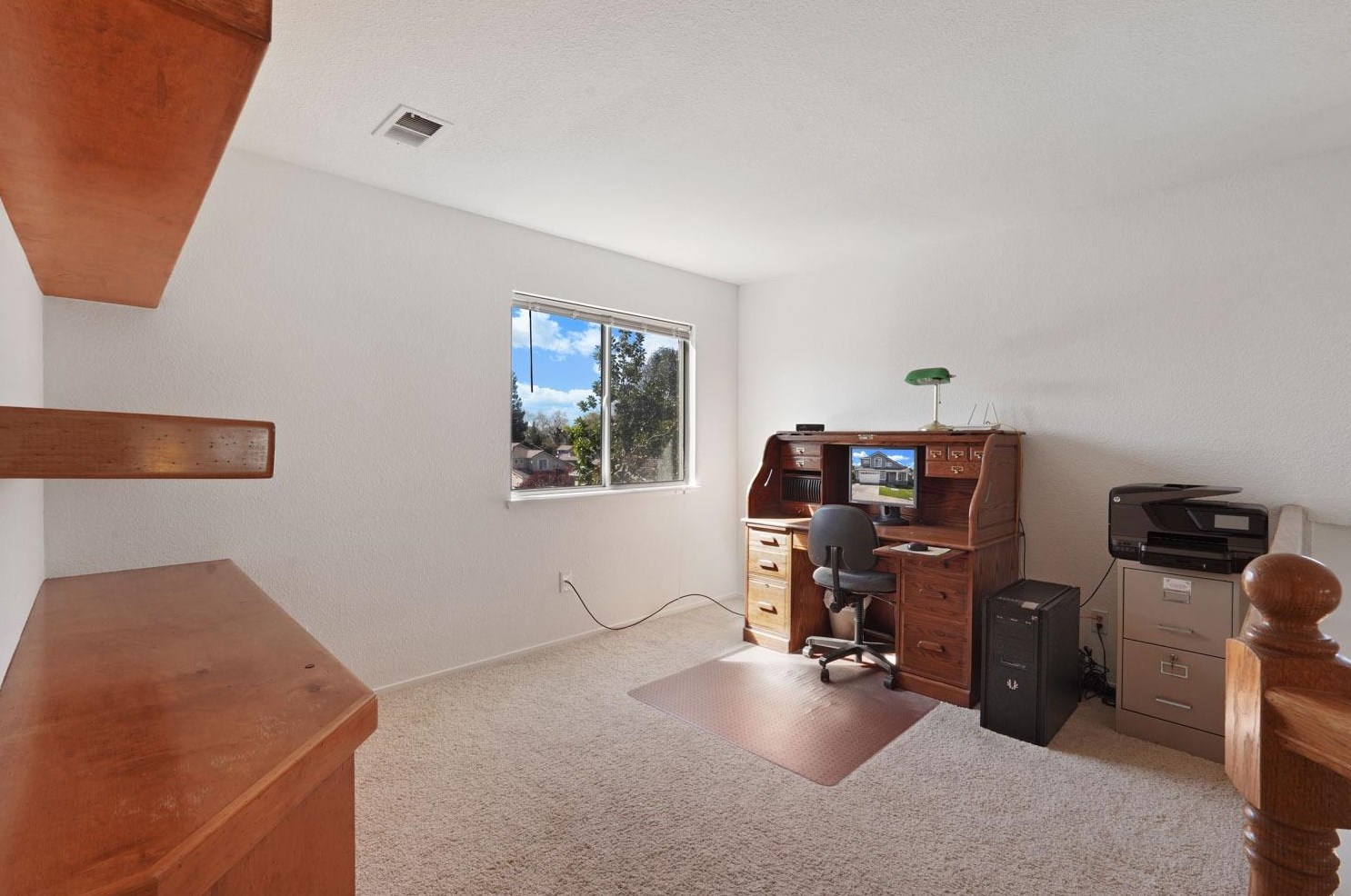 7011 Prestwick Dr, Riverbank CA  95367-3320 exterior