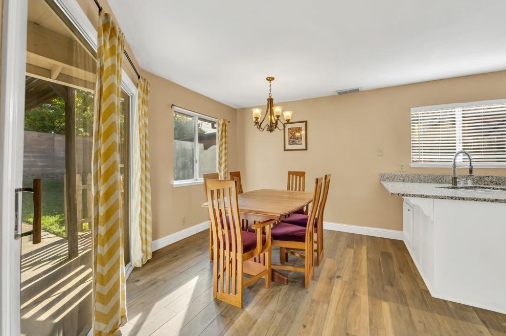 2450 Inverness Dr, Lincoln CA  95648-9569 exterior