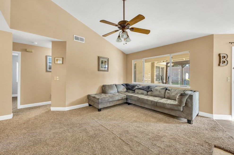 2450 Inverness Dr, Lincoln CA  95648-9569 exterior