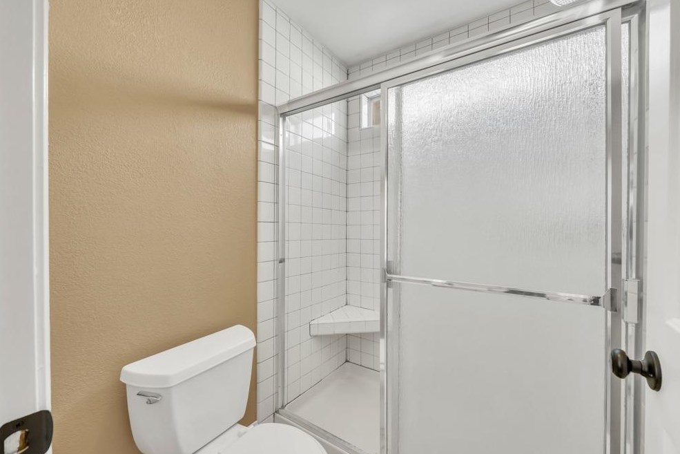 2450 Inverness Dr, Lincoln CA  95648-9569 exterior