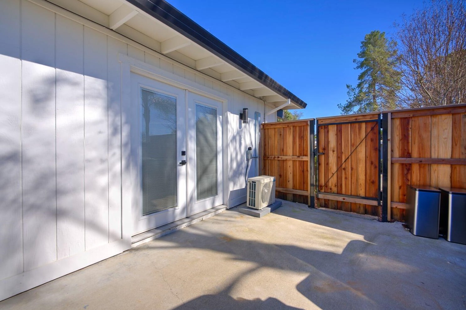 7728 Eastgate Ave, Citrus Heights CA  95610-7557 exterior